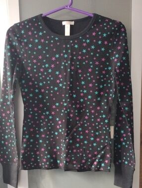 Women’s Black Ribbed Long-Sleeve Thermal Cotton Top with Pink and Teal Stars